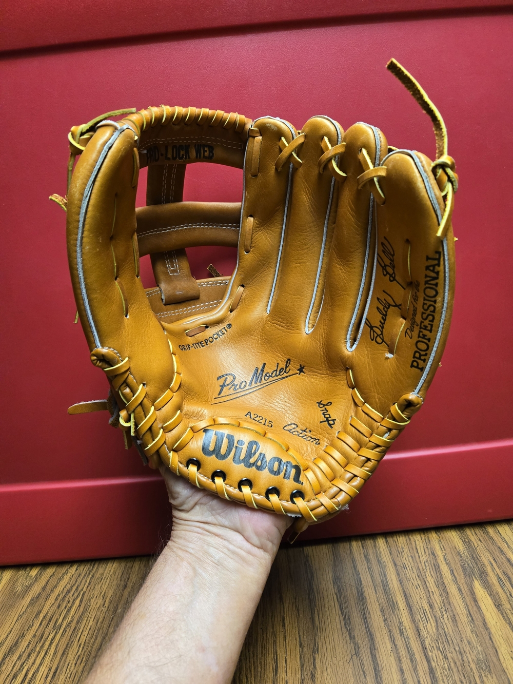 Like New Wilson Pro Model Baseball Glove.